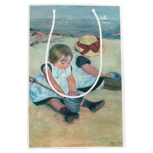 Mary Cassatt - Kinder, die am Strand spielen Mittlere Geschenktüte (Vorderseite)