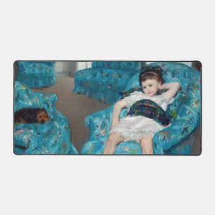 Mary Cassatt - Kleines Mädchen in einem blauen Ses Schreibtischunterlage