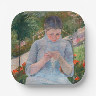 Mary Cassatt - Mädchen nähen im Garten Pappteller