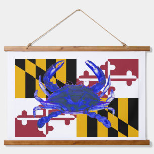 Maryland-Blaukrabbe über der Maryland-Staatsflagge Wandteppich Mit Holzrahmen