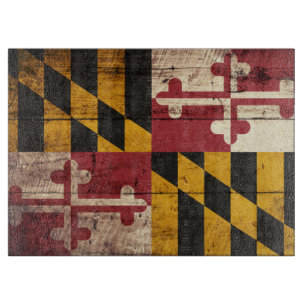 Maryland-Staats-Flagge auf altem hölzernem Korn Schneidebrett