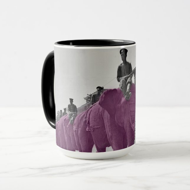 März der Circus Parade des Lila Elefanten der 1920 Tasse (Vorderseite Links)