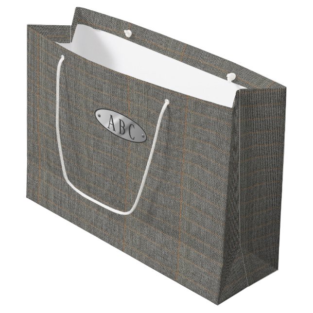 Masculine Gray Tweed Mit Monogramm Giftbag Man Große Geschenktüte (Vorderseite Schrägansicht)