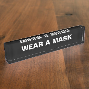 Maske tragen, Schwarz-weiß minimalistisch Namensplakette