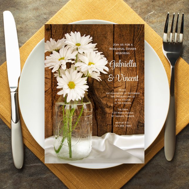 Mason Jar Daisies Country Wedding Probe Dinner Einladung (Von Creator hochgeladen)