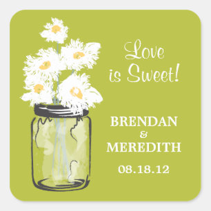 Mason Jar und White Daisies Wedding Quadratischer Aufkleber