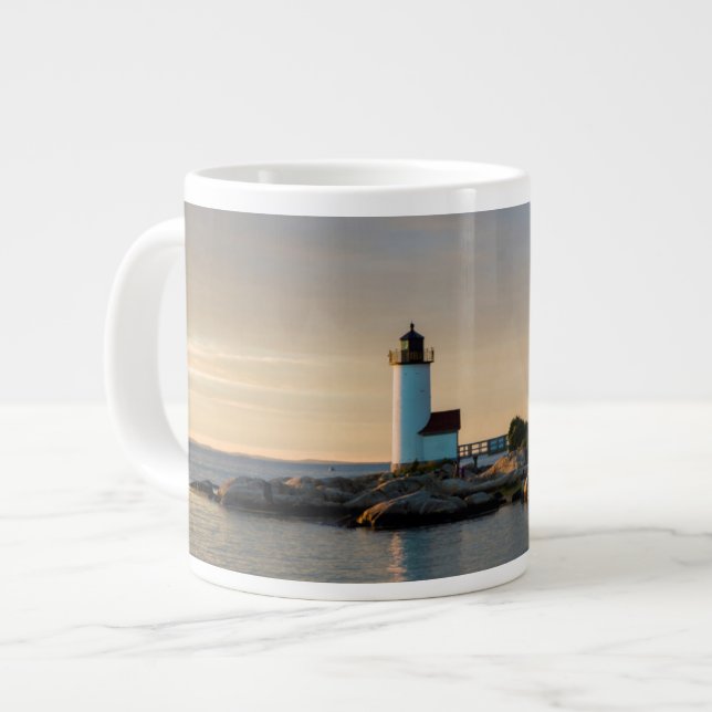 Massachusetts, Gloucester, Annisquam, Annisquam Jumbo-Tasse (Vorderseite Links)