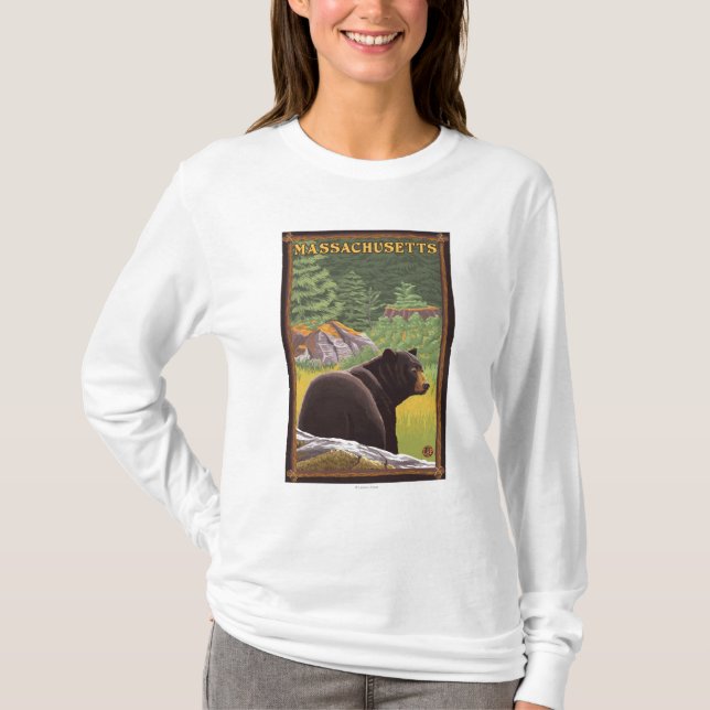 MassachusettsBlack Bär im Wald T-Shirt (Vorderseite)