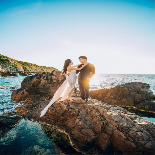 Maßgeschneiderte Hochzeitsskulptur Freistehende Fotoskulptur (Vorne)