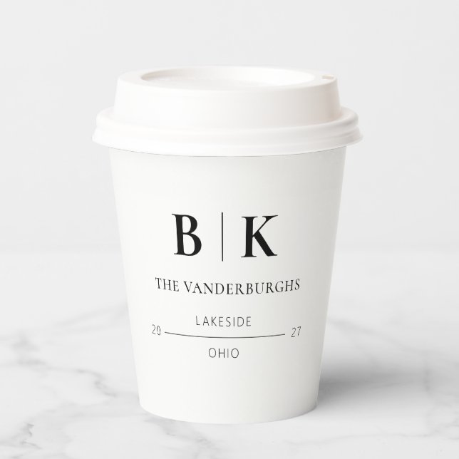 Maßgeschneiderte minimalistische Hochzeitsstipps-V Pappbecher (Vorderseite)