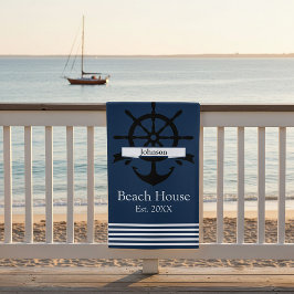 Maßgeschneiderte Streifen mit weißem Streifen und Strandtuch