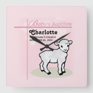Maßgeschneiderte Taufe, Rosa, Mädchen, Lamm Quadratische Wanduhr