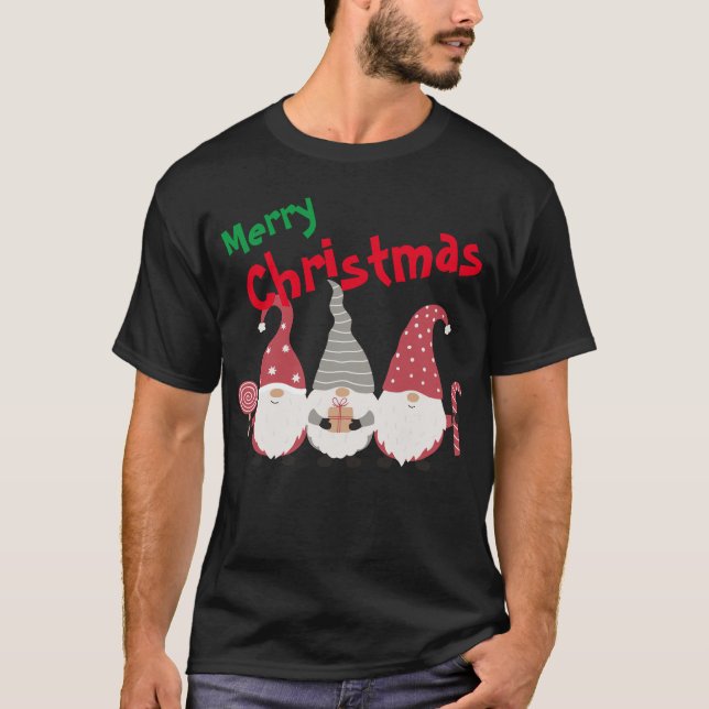 Maßgeschneiderter Drei-Niedlicher Weihnachts-Gnome T-Shirt (Vorderseite)