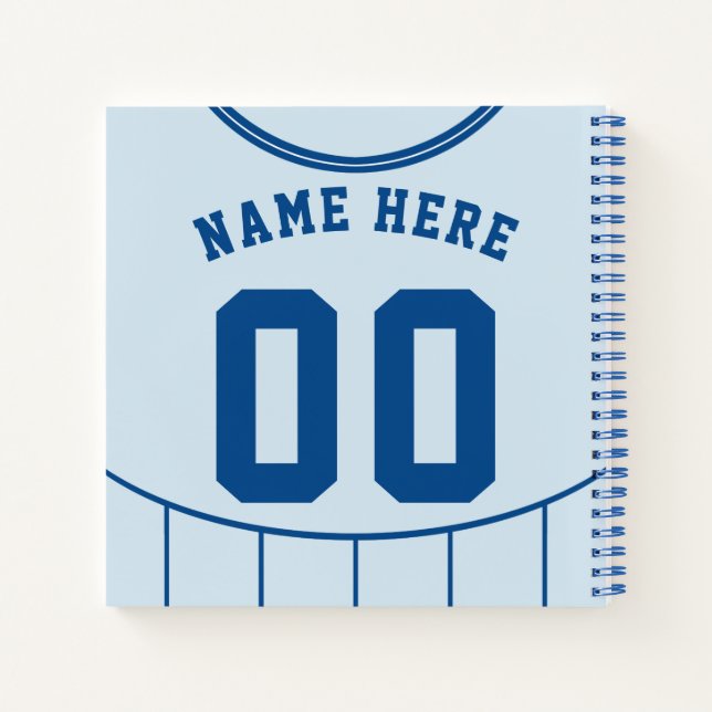 Maßgeschneidertes Fußball-Light Blue Jersey Notizbuch (Rückseite)