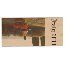 Maßgeschneidertes Holzblitz
