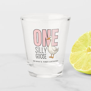 Maßgeschneidertes, modernes Rosa Albernes Gänsestü Schnapsglas