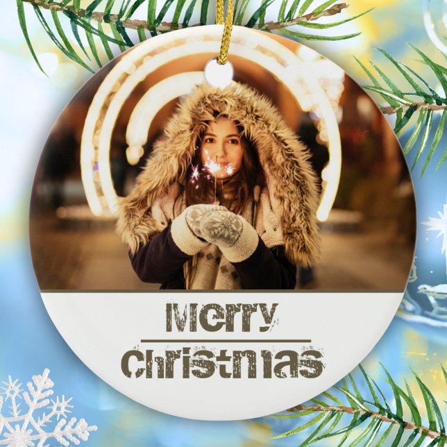 Maßgeschneidertes modernes Weihnachtsfest-Foto Keramik Ornament (Von Creator hochgeladen)