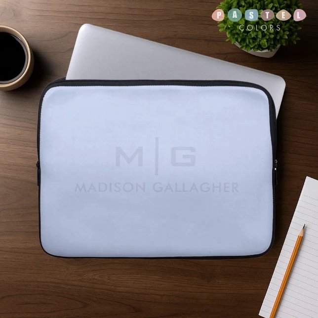 Massives sanftes Himmel-Licht Pastell Babyblau Far Laptopschutzhülle (Solid Soft Sky Light Pastel Baby Blue Color Laptop Sleeve
)