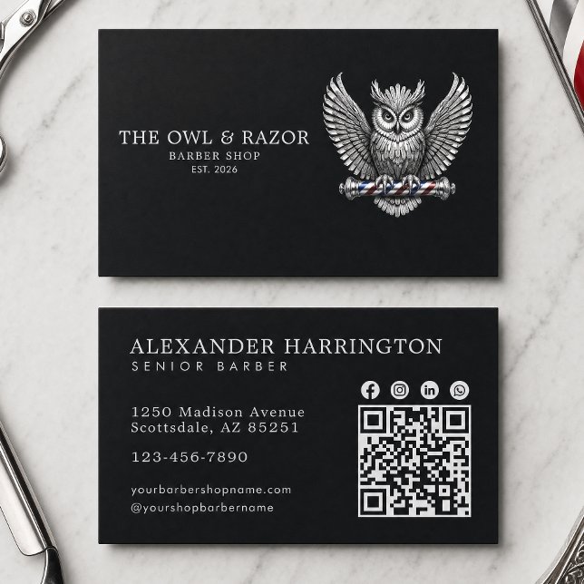Master-Barbiergeschäft Silver Owl Professional Qr- Visitenkarte (Von Creator hochgeladen)
