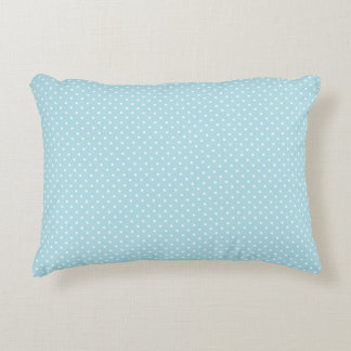Mated Light Cyan Aqua Blue und Polka Dots Dekokissen