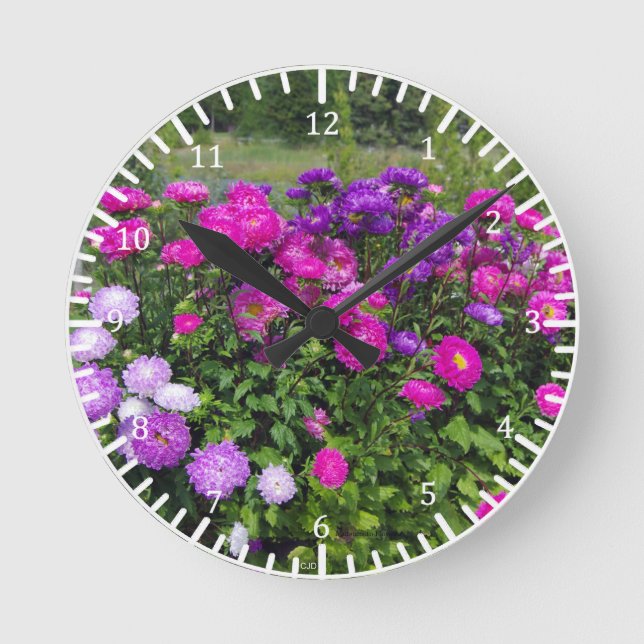 Matsumoto-Blume Runde Wanduhr (Vorderseite)