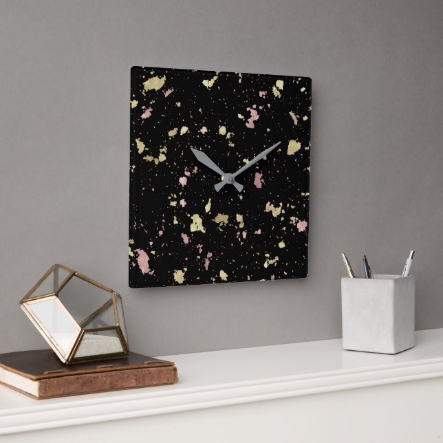 Matte Gold und Rose Gold Flakes Black Quadratische Wanduhr (Büro)