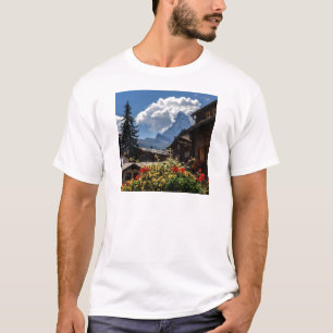 Matterhorn- und Zermattdorfhäuser, die Schweiz T-Shirt