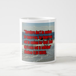 Matthäus 6:34 WEBU Tasse