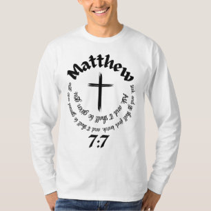 Matthew 7:7 Kreislaufbibliotheken und Mittelkreuz T-Shirt