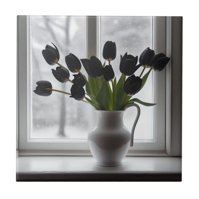"Mattierte Eleganz: Schwarze Tulpen in einer weiße Fliese (Vorderseite)