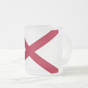 Mattierte kleine Tasse aus Glas mit der Flagge von