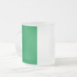 Mattierte kleine Tasse aus Glas mit irischer Flagg<br><div class="desc">Fügen Sie Ihrer Trinkbehälter-Kollektion eine charmante Touch irischen Stolzes hinzu mit unserer exklusiven mattierten kleinen Glas-Tasse mit der irischen Flagge! Diese kleine, mattierte Tasse aus Glas, die mit viel Liebe zum Detail gestaltet wurde, ist mehr als nur ein funktionaler Bestandteil, sie ist eine Feier des reichen irischen Kulturerbes und des...</div>