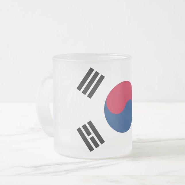 Mattierte kleine Tasse aus Glas mit südkoreanische (Vorderseite Links)