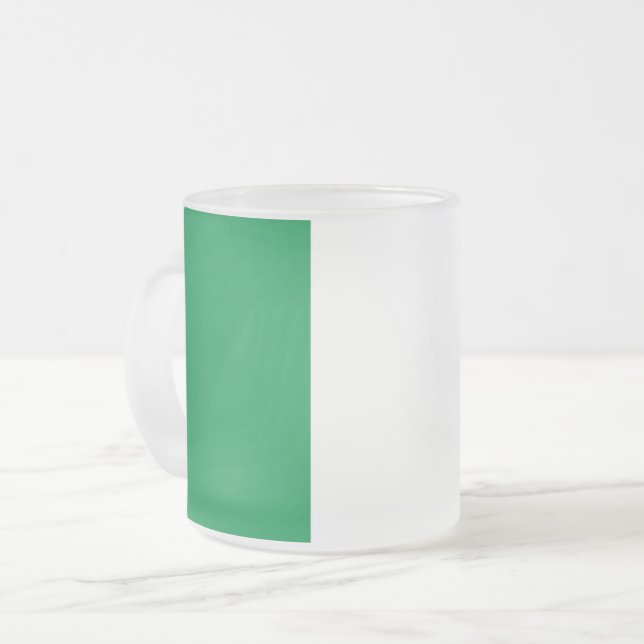 Mattierte kleine Tasse mit italienischer Flagge (Vorderseite Links)
