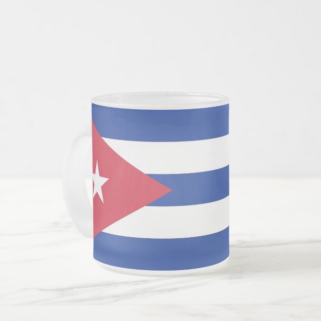 Mattierte kleine Tasse mit kubanischer Flagge (Vorderseite Links)
