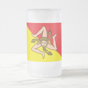 Mattierte Tasse aus Glas mit der Flagge Siziliens,