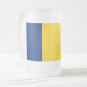 Mattierte Tasse aus Glas mit rumänischer Flagge