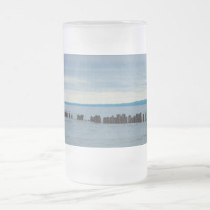 Mattierte Tasse in der Whitefish Bay bewölkt