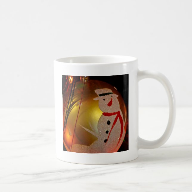 Mattiertes Schneemann-Ornament Tasse (Rechts)