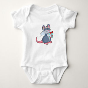 Maus als Bridge mit Veil & Gift.PNG Baby Strampler