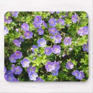 Mauspad mit blauen Blumen