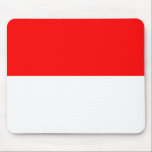 Mauspad mit Flagge Indonesiens<br><div class="desc">Dieses Mauspad mit der Flagge Indonesiens ist der perfekte Weg, um Nationalstolz auf Ihren Arbeitsbereich zu bringen. Die markanten rot-weißen Streifen, die den Mut und die Reinheit der Nation darstellen, bieten einen lebendigen und sinnvollen Hintergrund für Ihren Schreibtisch. Egal, ob Sie von der Zuhause oder im Büro aus arbeiten, dieses...</div>