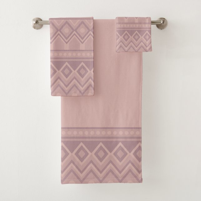 Mauve Geo Handtuch Badhandtuch Set (Insitu)