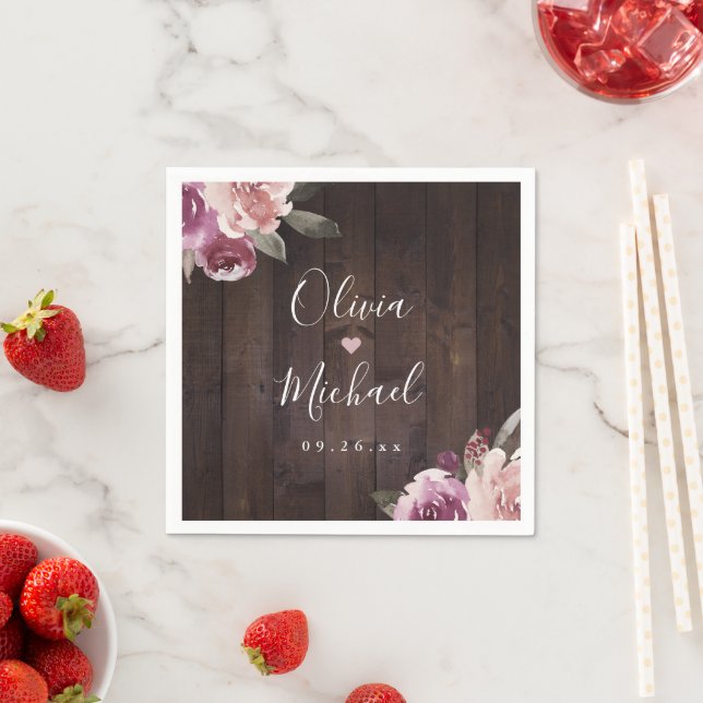 Mauve lila & maulbeerblumengeschmückte Hochzeit au Serviette (Beispiel)