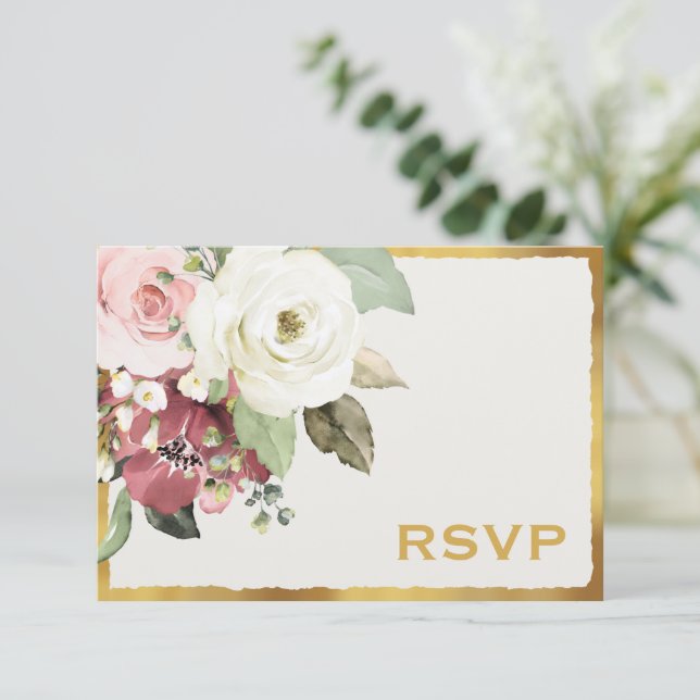 Mauve Pink Florals Luxe Gold Edge Wedding RSVP Karte (Stehend Vorderseite)