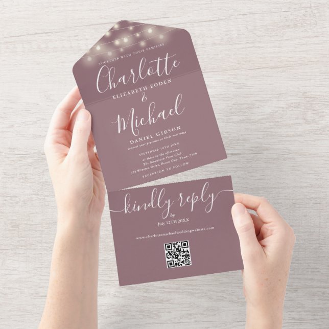Mauve String Lights QR Code Monogram Wedding All In One Einladung (Abreißen)