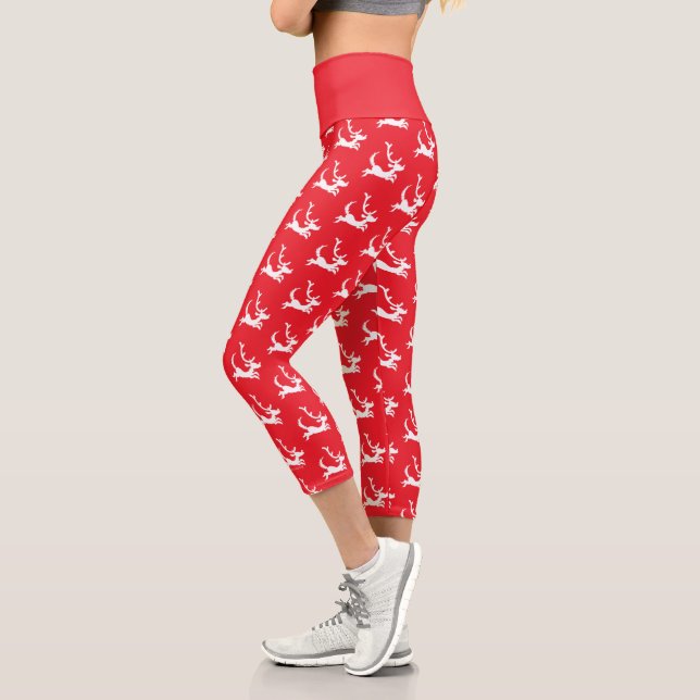 Max the Reindeer Silhouette Capri Leggings (Links)