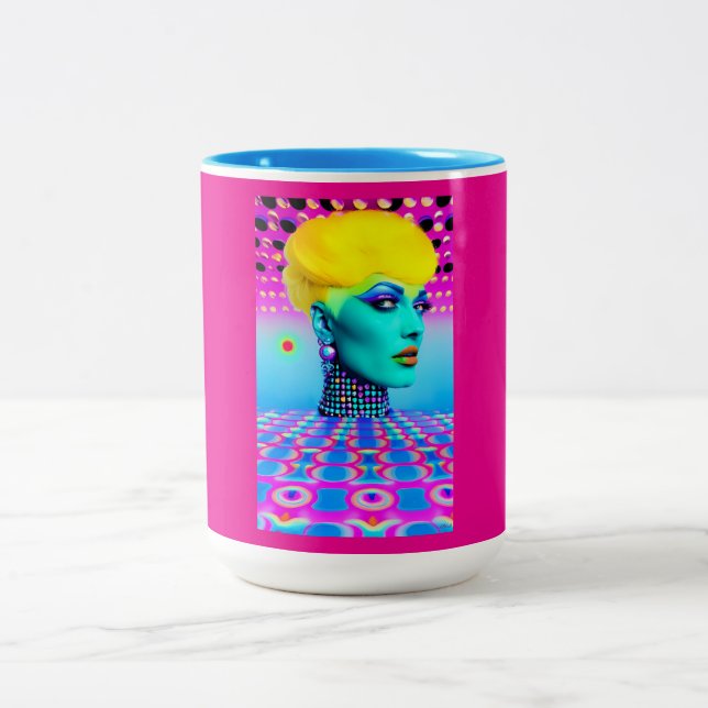 Maxine Headroom Zweifarbige Tasse (Mittel)