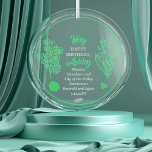 May Hawthorn |Die Lily des Tals - Geburtstagskäse Ornament Aus Glas<br><div class="desc">May hat tatsächlich zwei Blume und zwei Edelsteine, um Geburtstage für diesen Monat zu feiern: Blume - Chawthorn und Lilie des Tals; Edelsteine - Smaragd und agd. Dieses Design bietet beides. Dieses Design zeigt alle Details in smaragdgrün und agate auf einem weißen Hintergrund. Wir haben ihn mit einem "glücklichen Geburtstag"-Gruß...</div>