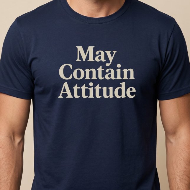 May könnte Haltung enthalten T-Shirt (Von Creator hochgeladen)